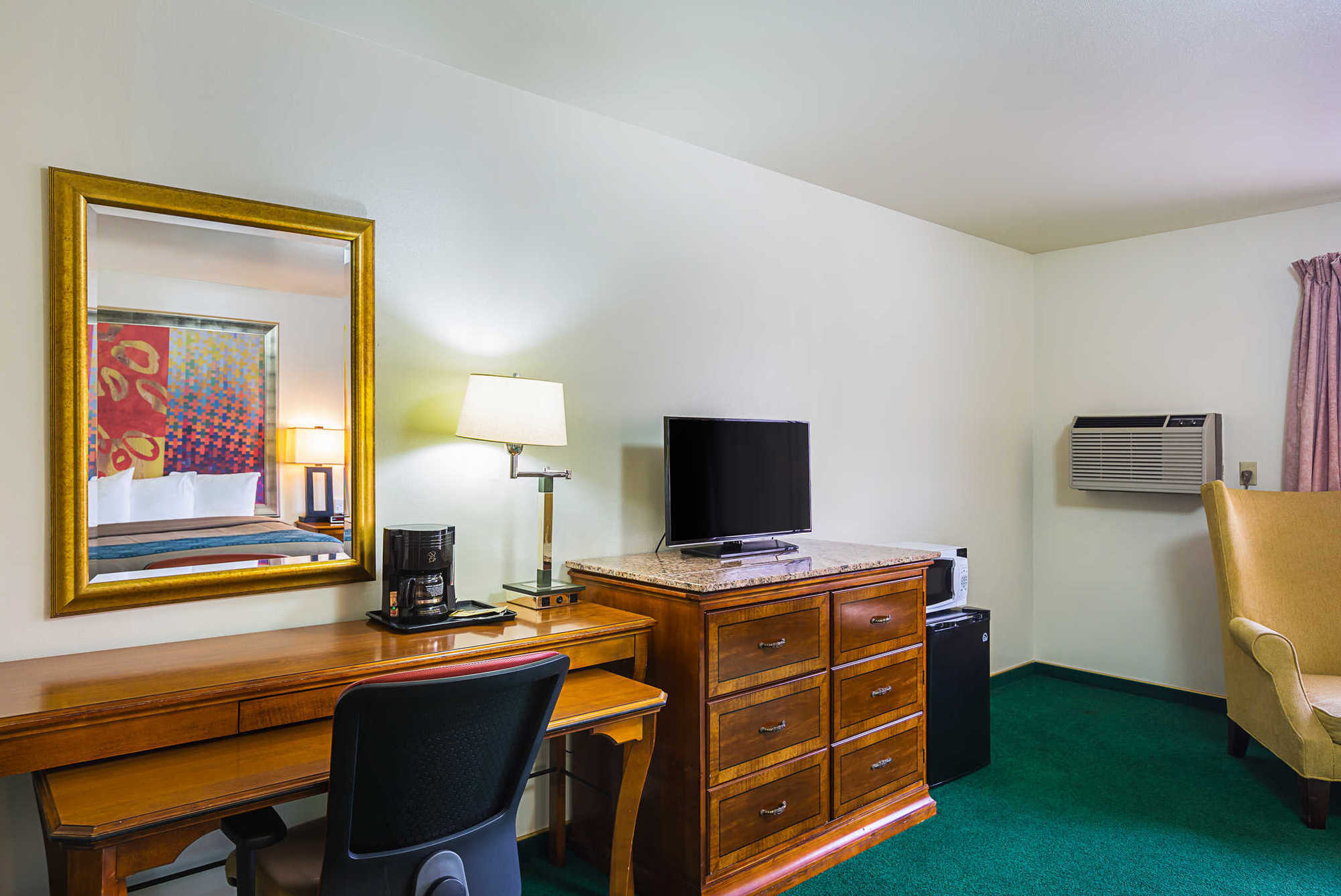 Econo Lodge Waupaca Bilik gambar